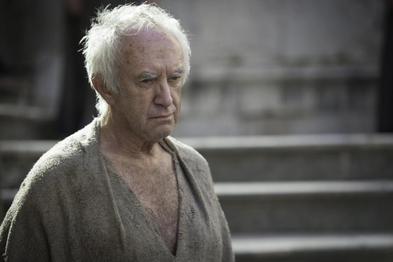 Illustration for article titled Here are new photos of Game Of Thrones characters learning the next book isn’t done yet